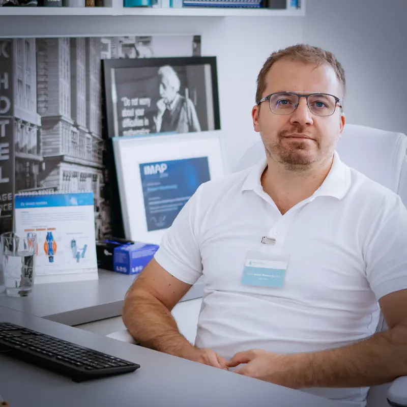 MUDr. Robert Vlachovský, Ph.D. – vedoucí lékař VASCUMED